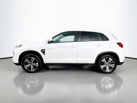 More photos of 2021 Mitsubishi Outlander Sport 2.0 ES at CarLink Morristown, NJ