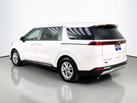 More photos of 2022 Kia Carnival LXS at CarLink Morristown, NJ