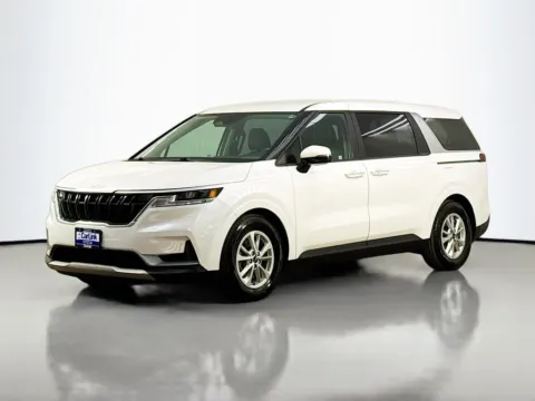 Another view of 2022 Kia Carnival LXS for sale in Morristown, NJ at CarLink Morristown