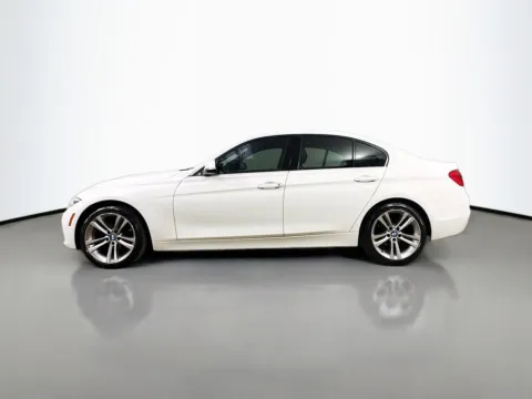More photos of 2018 BMW 3 Series 330i xDrive at CarLink Morristown, NJ
