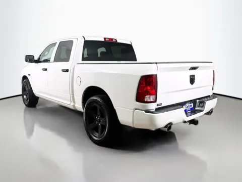 More photos of 2016 Ram 1500 Express at CarLink Morristown, NJ