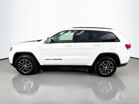 More photos of 2018 Jeep Grand Cherokee Trailhawk at CarLink Morristown, NJ
