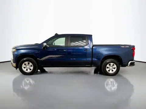 More photos of 2021 Chevrolet Silverado 1500 LT at CarLink Morristown, NJ