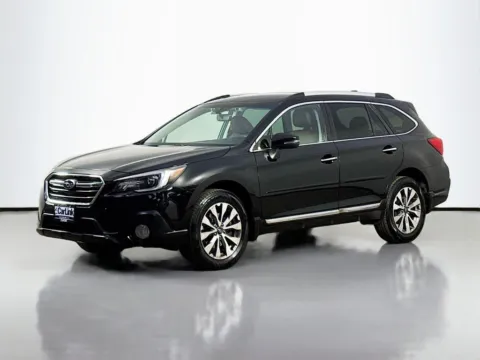 Another view of 2018 Subaru Outback 3.6R for sale in Morristown, NJ at CarLink Morristown