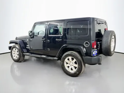 More photos of 2013 Jeep Wrangler Unlimited Sahara at CarLink Morristown, NJ