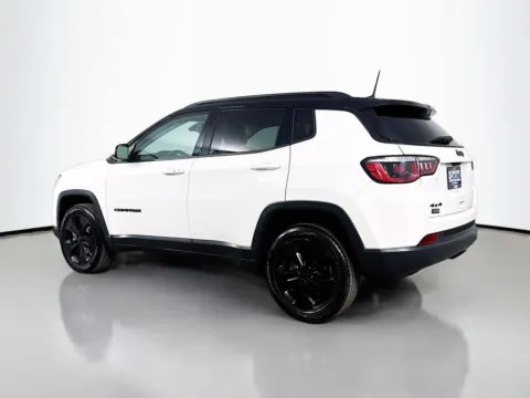 More photos of 2019 Jeep Compass Altitude at CarLink Morristown, NJ