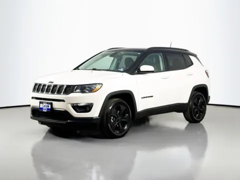 Another view of 2019 Jeep Compass Altitude for sale in Morristown, NJ at CarLink Morristown