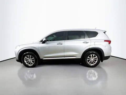 More photos of 2020 Hyundai Santa Fe SE at CarLink Morristown, NJ