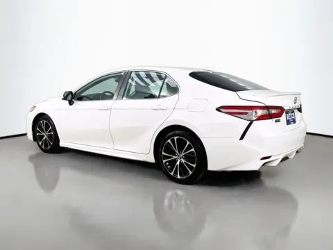 More photos of 2020 Toyota Camry SE at CarLink Morristown, NJ