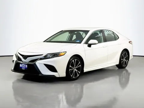 Another view of 2020 Toyota Camry SE for sale in Morristown, NJ at CarLink Morristown