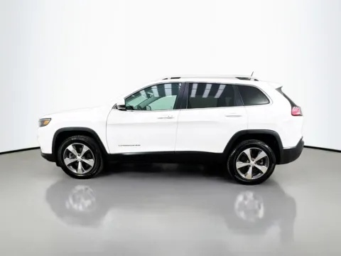 More photos of 2019 Jeep Cherokee Limited at CarLink Morristown, NJ