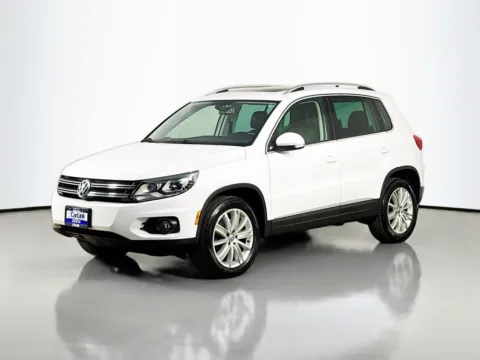 Another view of 2016 Volkswagen Tiguan SE for sale in Morristown, NJ at CarLink Morristown