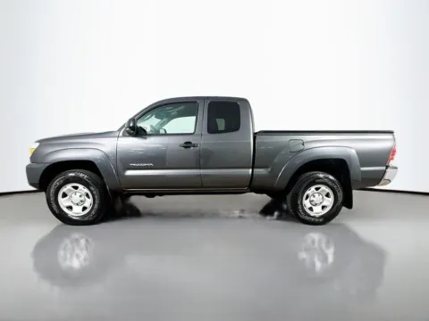 More photos of 2012 Toyota Tacoma at CarLink Morristown, NJ