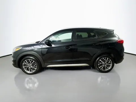 More photos of 2021 Hyundai Tucson SEL at CarLink Morristown, NJ