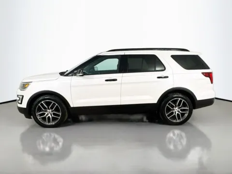 More photos of 2016 Ford Explorer Sport at CarLink Morristown, NJ