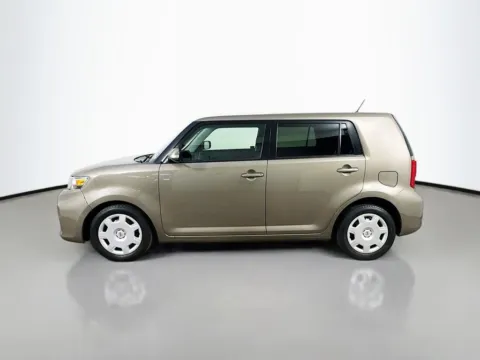 More photos of 2012 Scion xB at CarLink Morristown, NJ