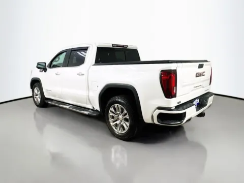More photos of 2021 GMC Sierra 1500 Denali at CarLink Morristown, NJ