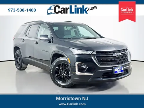 Black 2022 Chevrolet Traverse LT for sale in Morristown, NJ