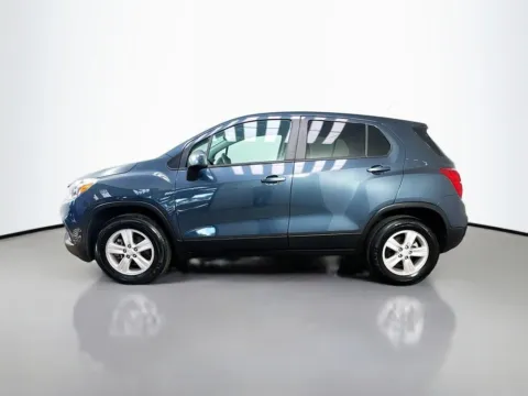More photos of 2021 Chevrolet Trax LS at CarLink Morristown, NJ