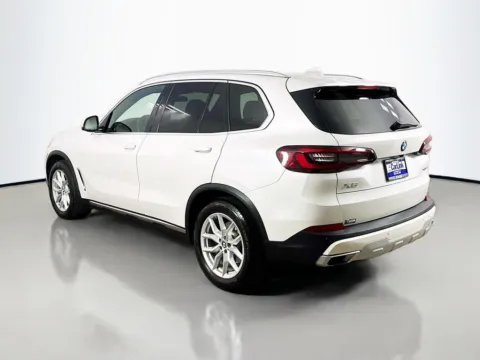 More photos of 2021 BMW X5 xDrive40i at CarLink Morristown, NJ