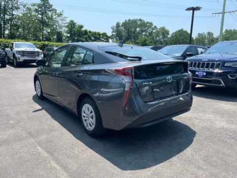 More photos of 2016 Toyota Prius Two at CarLink Morristown, NJ