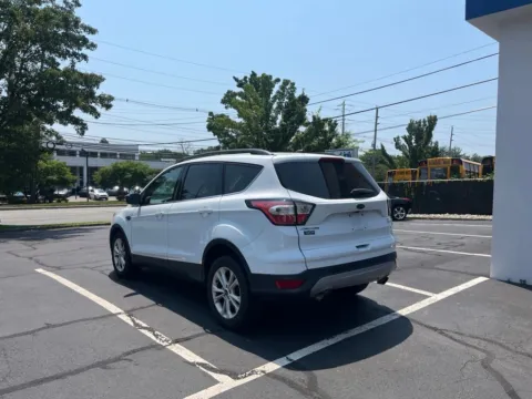 More photos of 2018 Ford Escape SE at CarLink Morristown, NJ