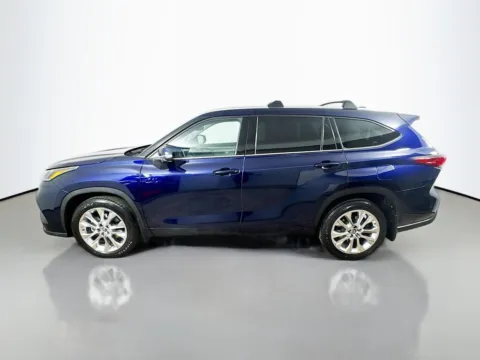 More photos of 2020 Toyota Highlander Limited at CarLink Morristown, NJ