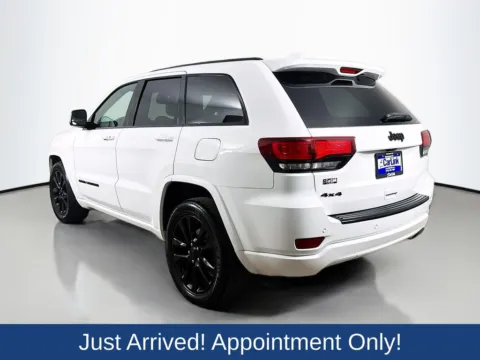 More photos of 2018 Jeep Grand Cherokee Altitude at CarLink Morristown, NJ