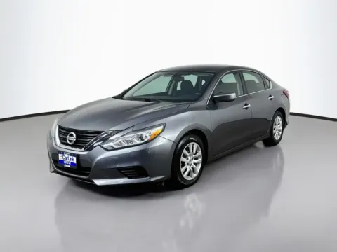 Another view of 2018 Nissan Altima 2.5 S for sale in Morristown, NJ at CarLink Morristown