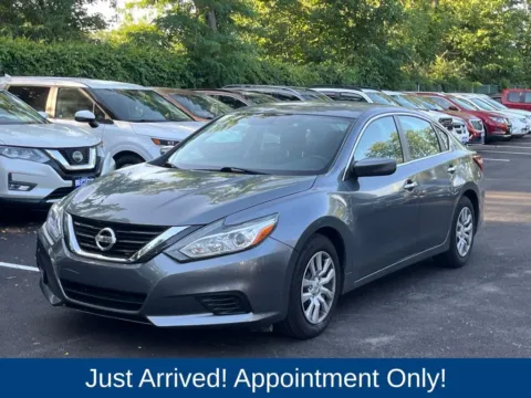 Another view of 2018 Nissan Altima 2.5 S for sale in Morristown, NJ at CarLink Morristown