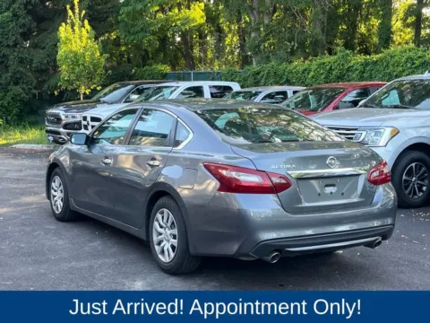 More photos of 2018 Nissan Altima 2.5 S at CarLink Morristown, NJ