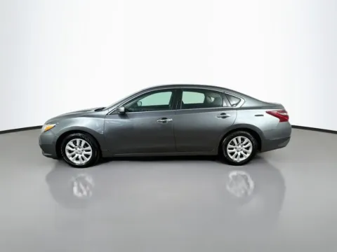More photos of 2018 Nissan Altima 2.5 S at CarLink Morristown, NJ