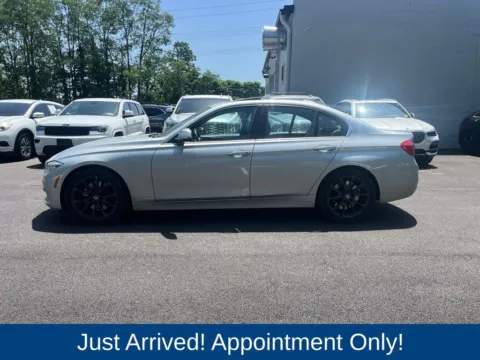 More photos of 2017 BMW 3 Series 330i at CarLink Morristown, NJ