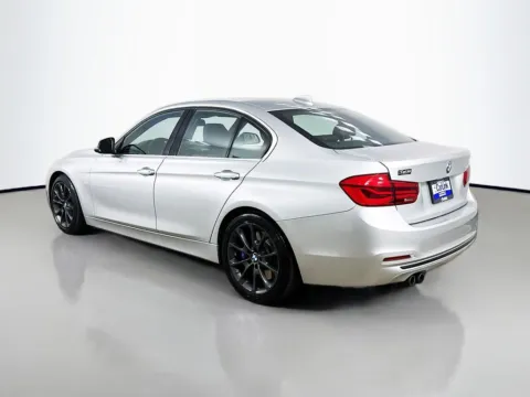 More photos of 2017 BMW 3 Series 330i at CarLink Morristown, NJ