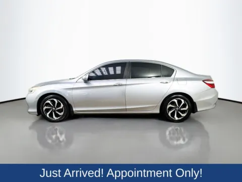 More photos of 2017 Honda Accord EX at CarLink Morristown, NJ