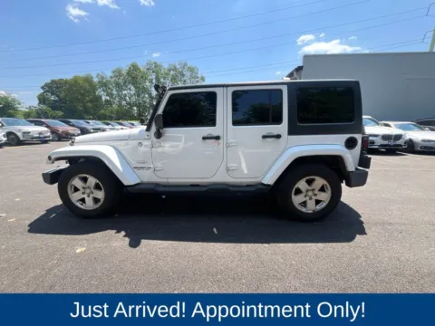 More photos of 2012 Jeep Wrangler Unlimited Sahara at CarLink Morristown, NJ