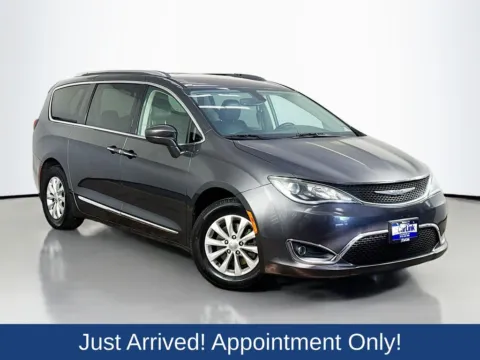 Unknown 2019 Chrysler Pacifica Touring L for sale in Morristown, NJ