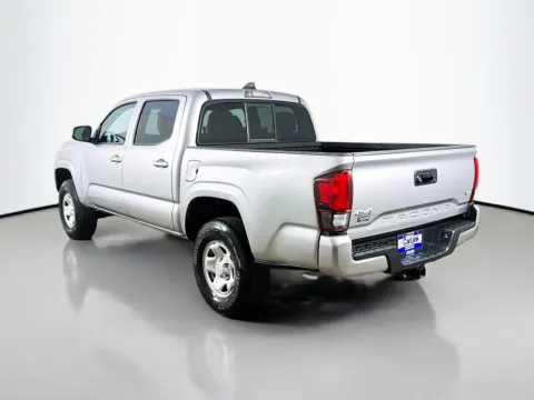 More photos of 2021 Toyota Tacoma SR at CarLink Morristown, NJ