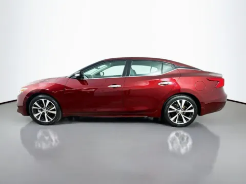 More photos of 2016 Nissan Maxima 3.5 SV at CarLink Morristown, NJ