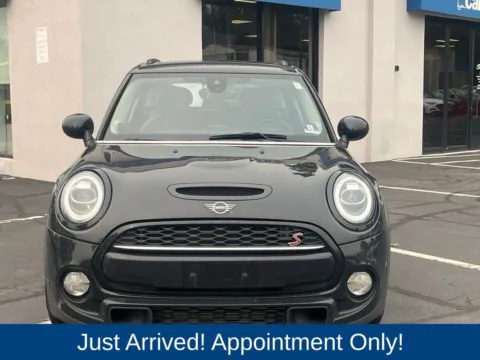 Photos of 2019 MINI Cooper S for sale in Morristown, NJ at CarLink Morristown