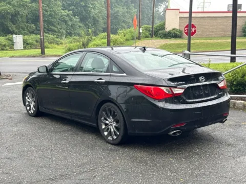 More photos of 2012 Hyundai Sonata Limited at CarLink Morristown, NJ