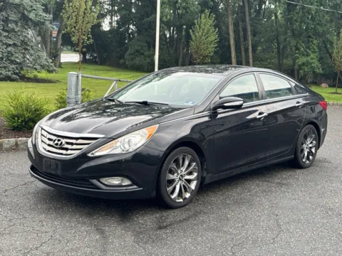 Another view of 2012 Hyundai Sonata Limited for sale in Morristown, NJ at CarLink Morristown