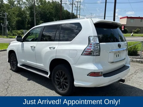 More photos of 2020 Lexus GX 460 at CarLink Morristown, NJ