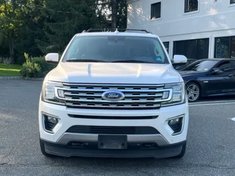 Photos of 2018 Ford Expedition Max Limited for sale in Morristown, NJ at CarLink Morristown