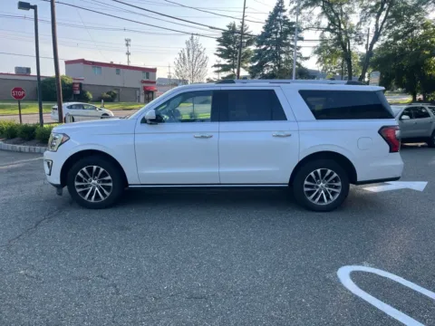More photos of 2018 Ford Expedition Max Limited at CarLink Morristown, NJ