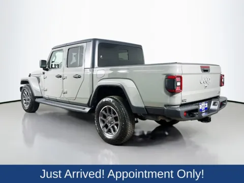 More photos of 2021 Jeep Gladiator Overland at CarLink Morristown, NJ