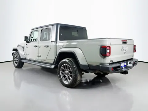 More photos of 2021 Jeep Gladiator Overland at CarLink Morristown, NJ