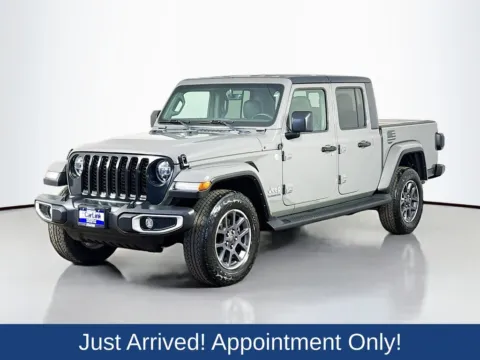 Another view of 2021 Jeep Gladiator Overland for sale in Morristown, NJ at CarLink Morristown