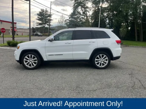 More photos of 2017 Jeep Grand Cherokee Limited at CarLink Morristown, NJ