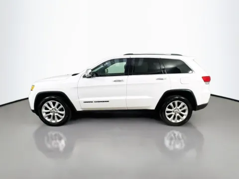 More photos of 2017 Jeep Grand Cherokee Limited at CarLink Morristown, NJ